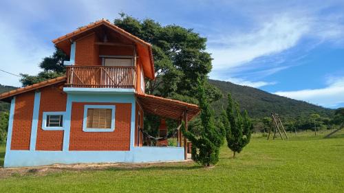 Sao Thome das Letras Cabina | Pousada Recanto JF da Serra- Chalé Azulão