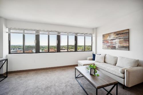 Downtown Harrisburg Apartamento | Pp 1802 Modern Corporate 2br, Pool, Gym