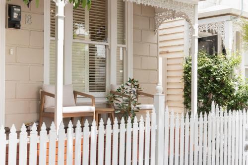 Prahran Casa | Prahran Timeless & Modern Haven, with parking