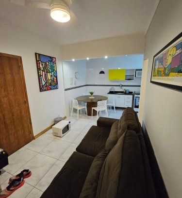 Tombo Apartamento | Praia do Tombo - Aconchego no Guarujá