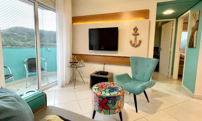 Tombo Apartamento | Praia do Tombo Reformado, Piscina, Varanda Gourmet, Ar Condicionado, cama King Size, Smart TV, Wi-Fi