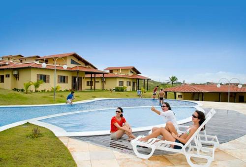 Zumbi Casa | Praia piscina e BBQ condomínio fechado 3 quartos Ch11