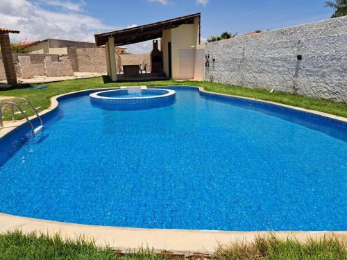 Beberibe Apartamento | Praia Tabuba do Morro Branco Suíte 04 pessoas