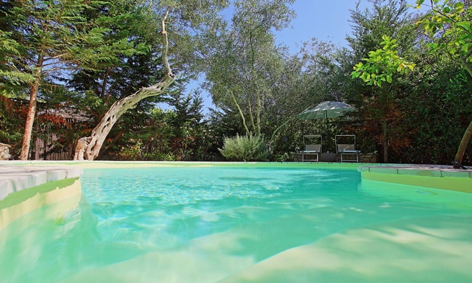 Katsimatika Cabaña | Prasini Luxury Cottage: piscina, aire acondicionado, Wi-Fi, hermosos jardines
