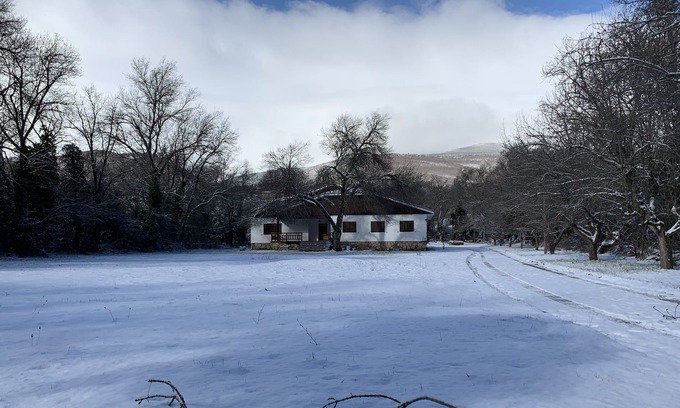 Rascafría Chalet De Esquí | Preciosa Casa de Campo Para Disfrutar del Valle del Lozoya con un Inmenso Jardín
