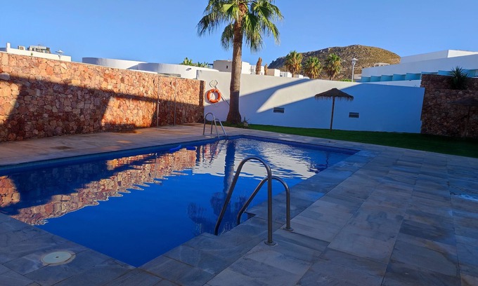 Las Negras Apartamento | Precioso apartamento en Las Negras, urbanización tranquila con piscina