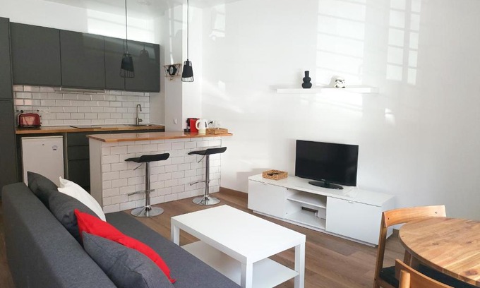 Numancia Apartamento | Precioso estudio con dos ambientes