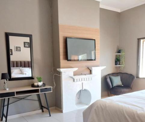 Zeerust Cama Y Desayuno | Precious Estates Pearls