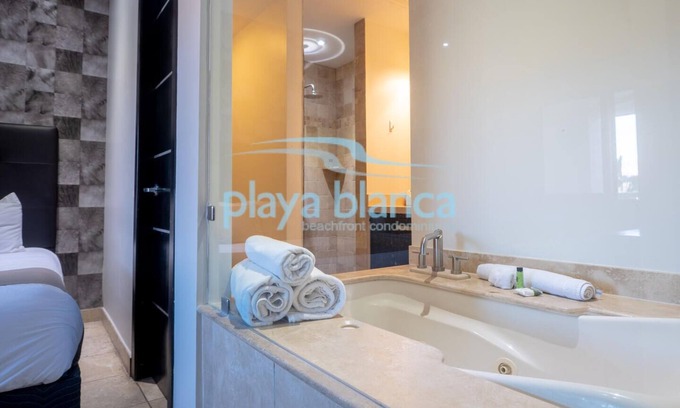San Carlos Condominio | Premier Beachfront Condo with Ocean Views | Resort Amenities | Pet Friendly