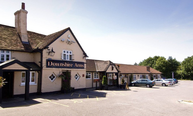 Bracknell Hotel | Premier Inn Bracknell - Twin Bridges