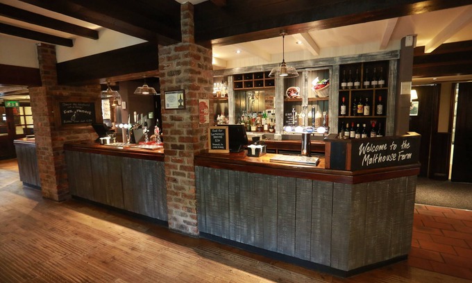 Chorley Hotel | Premier Inn Chorley North