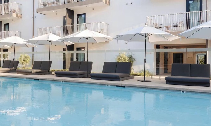 Inglewood Casa | Premier King Spectacle with Terrace, The Lüm Hotel, Steps from SoFi Stadium