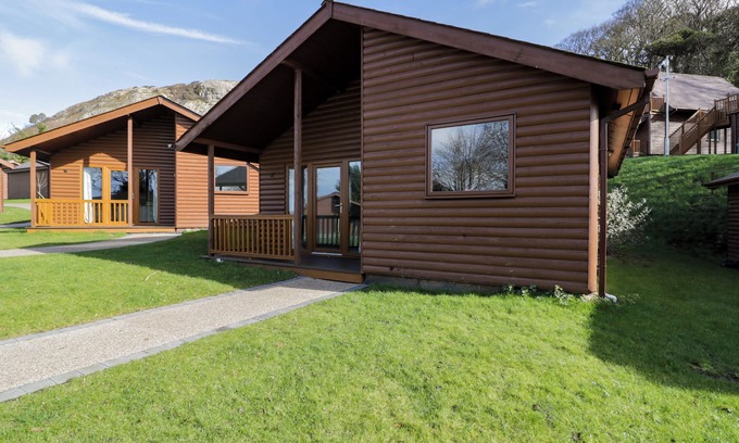 Meliden Cabaña | PREMIER LODGE 72, pet friendly, character holiday cottage in Dyserth