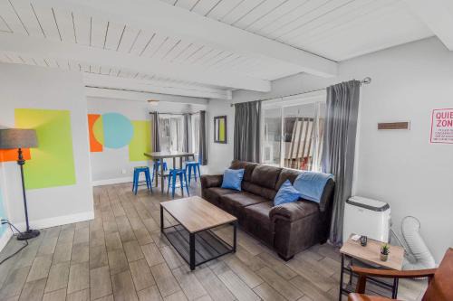 Northeast Reno Casa | Premier Stay Near Casinos with King Beds & Entertainment