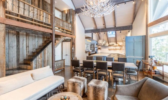 Stratton Mountain Casa | Premier Stratton Mountain Resort Location Flowing Springs
