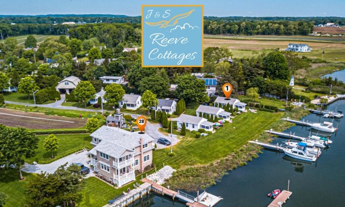 Aquebogue Casa | Premier Waterfront Cottage 1