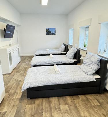 Hamm Apartamento | Premium 4 Bett Appartment ,WIFI, Waipu TV, Waschmaschine, Trockner, Küche in Hamm