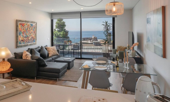 Camara de Lobos Apartamento | Premium apt, bay and sea views | Bayside