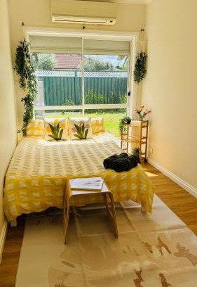 St. Albans Apartamento | Premium bedroom in central location