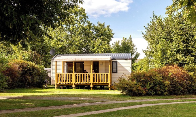 Pordic Casa | Premium mobile home with dishwasher & private spa, 2 bedrooms