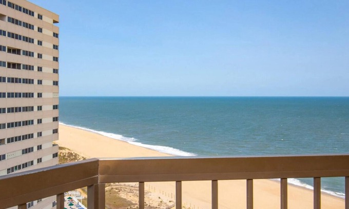 Ocean City Hotel | Premium Ocean 2 Queens, Ashore Resort & Beach Club, Beach Access