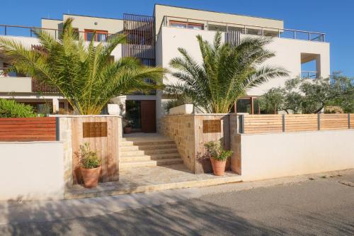 Murter Apartamento | Premium Penthouse in villa Lojena with Magic SeaView - Top location
