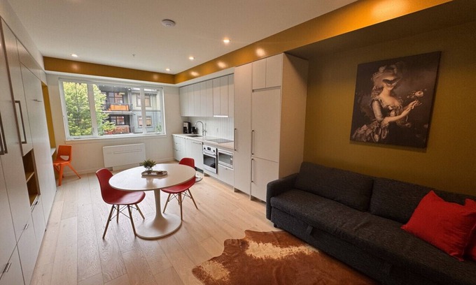 Rossland Apartamento | Premium RED Mountain Lodging
