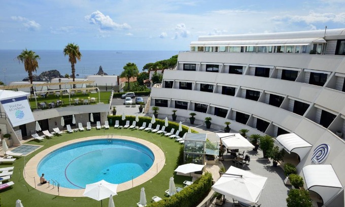 Aci Trezza Hotel | President Park Hotel
