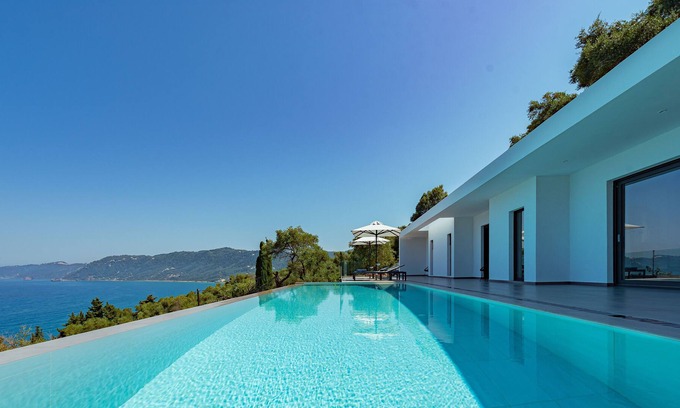 Pentati Villa | PRESTIGIO VILLAS | Nr Ag GORDIOS | Impresionantes vistas al mar