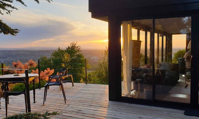 Abrest Cama Y Desayuno | Prestigious gite with panoramic view in Vichy for a romantic stay in Auvergne