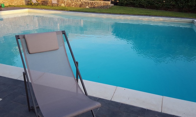 Capaci Villa | Prestigiosa villa con una hermosa piscina