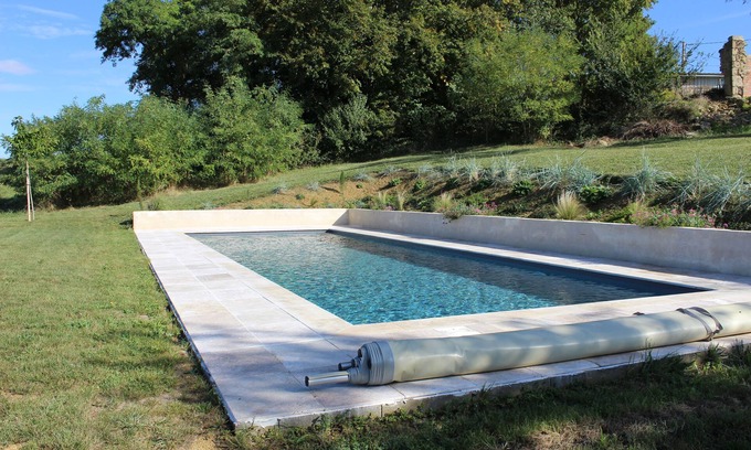 Benque Otro | Bonita casa de campo con impresionantes vistas de los Pirineos y piscina de 12 m