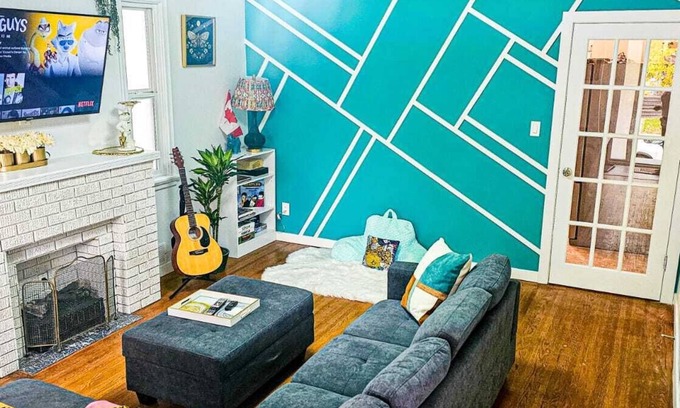 Southwest Edmonton Casa | Pretty home in the heart of Edmonton. Main floor, Pet-Friendly!