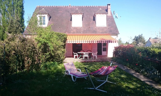 Samois-sur-Seine Casa | Bonita casa tranquila en un pueblo encantador (SAMOIS / SEINE cerca de Fontainebleau)