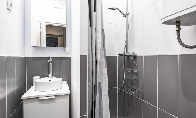 Epinettes Apartamento | Pretty studio Batignolles - Civil lease