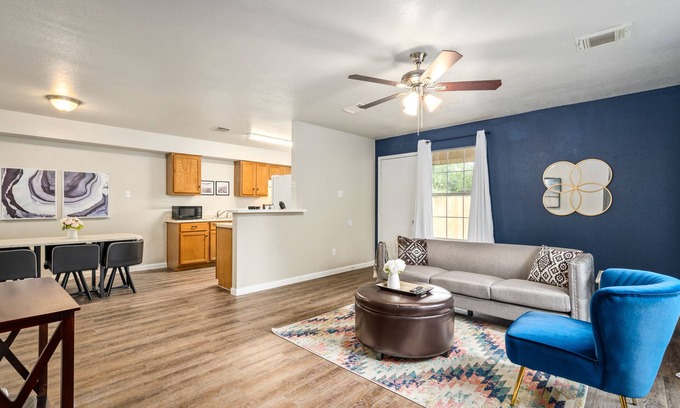 Cypress Apartamento | Price Drop! 3BRApt[30% OFF]Fast Wi-Fi & More-12D