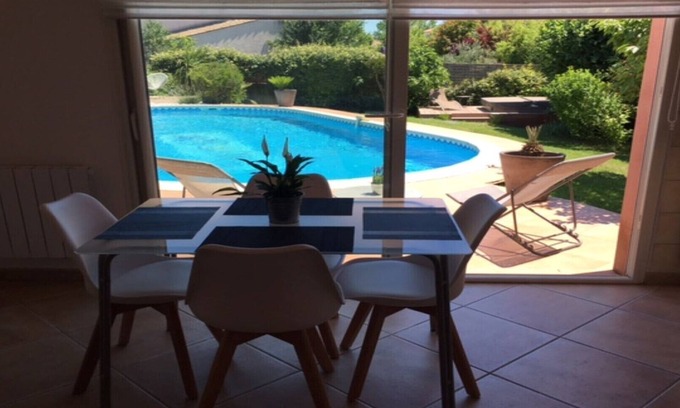 Sussargues Apartamento | precio bonito piso T2 con piscina sector Montpellier entre mar y cevennes