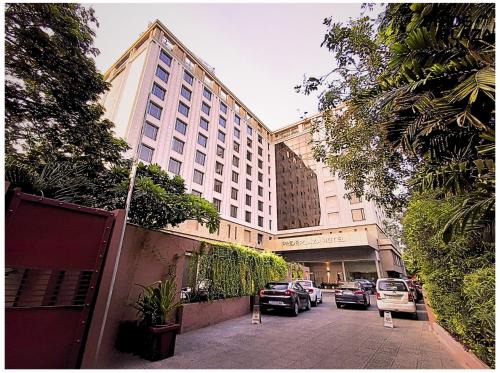 Bodakdev Hotel | Pride Plaza Hotel, Ahmedabad