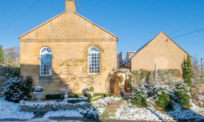 Longborough Casa | Prime Cotswold Location | The Old Chapel Longborough
