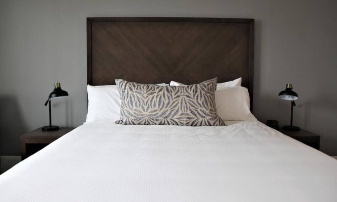 Winters Casa | Prime Location! Free Parking, Pet-Friendly Property, Near Walnut Park