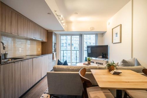 Bay Cloverhill Apartamento | Prime Location Suite, Gym, Pool and Sauna