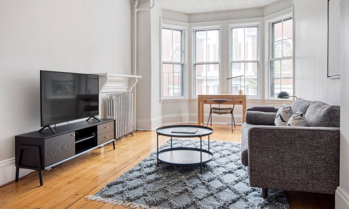 Shawmut Apartamento | Prime South End 2BR in Union Park by Blueground