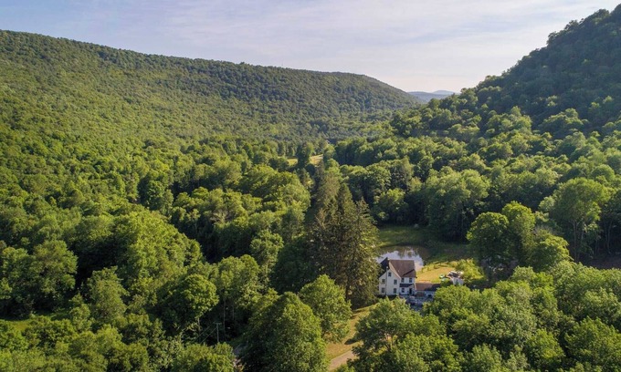 Long Eddy Casa | PrimeCatskills 172-Acre LuxuryRiverEstate & Nature Reserve/POOL/SAUNA/KAYAK/HIKE
