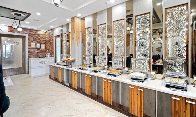 Varanasi Hotel | Primeland Hotel