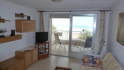 Guindalera Apartamento | Primera línea Playa Gandia