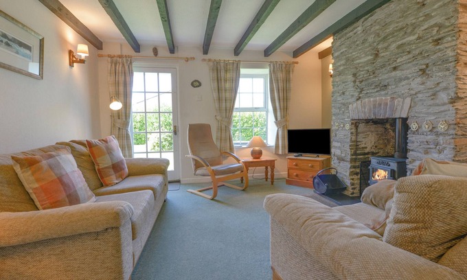 Edmonton Cabaña | Primrose Cottage