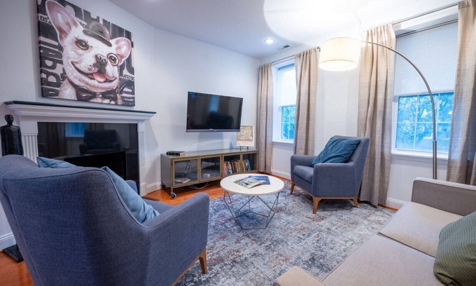 Columbia Heights Casa | Prince of Park View