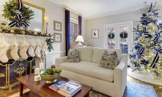 Southwest Casa | Prince of Wales - An Old Town Luxury Row Home!