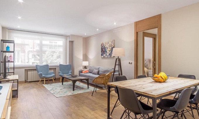 Moncloa - Arguelles Apartamento | Princesa VII
