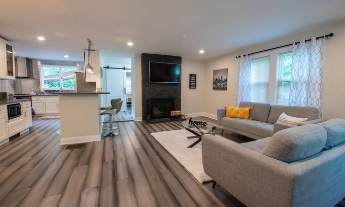 Blawenburg Casa | Princeton Special !!